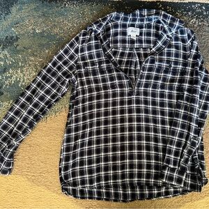 Bass Plaid 3/4 Zipper Top